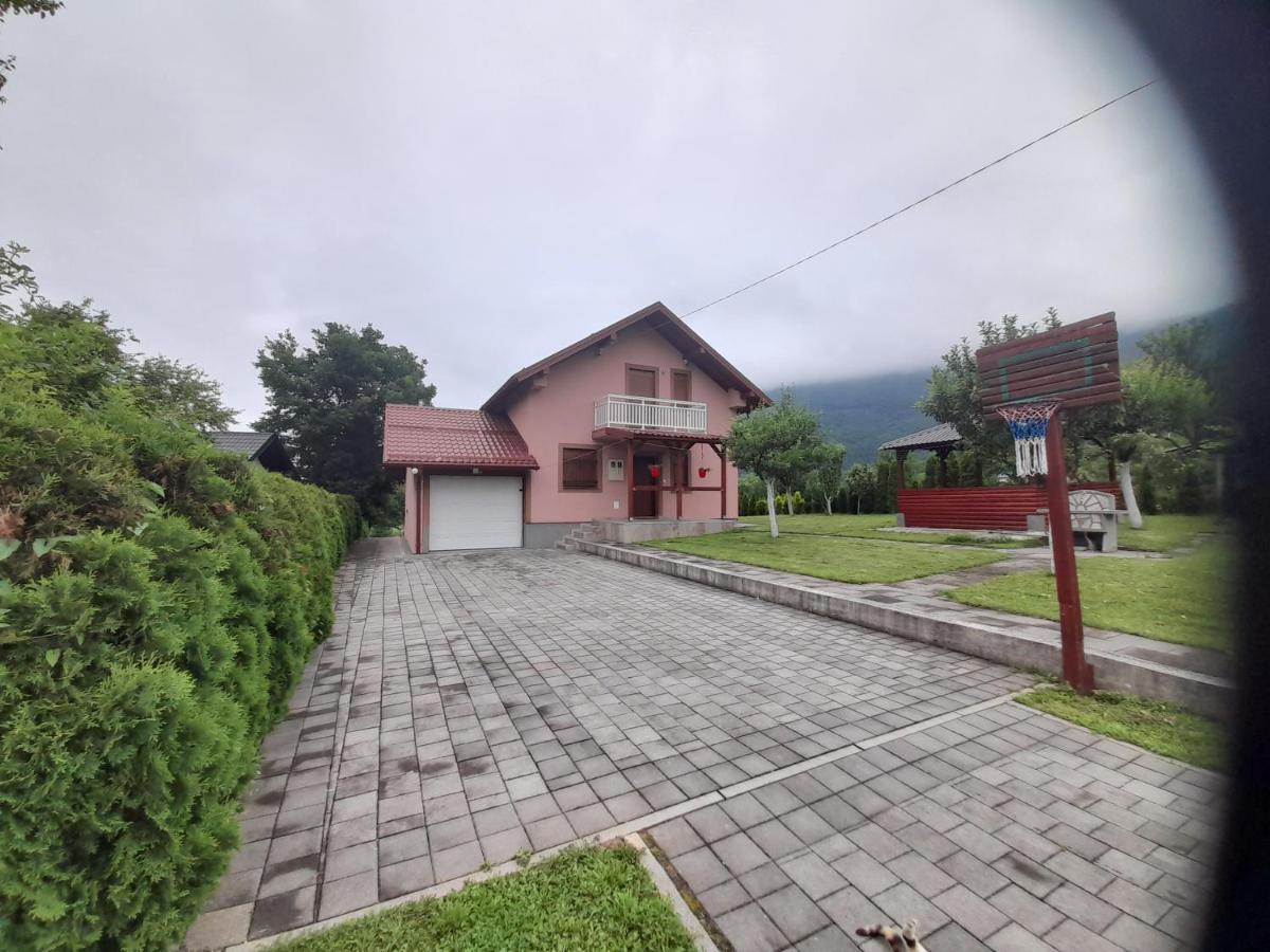 Villa Usivak For Green Quiet Holiday Near Sarajevo#Travellerawards2025 ภายนอก รูปภาพ