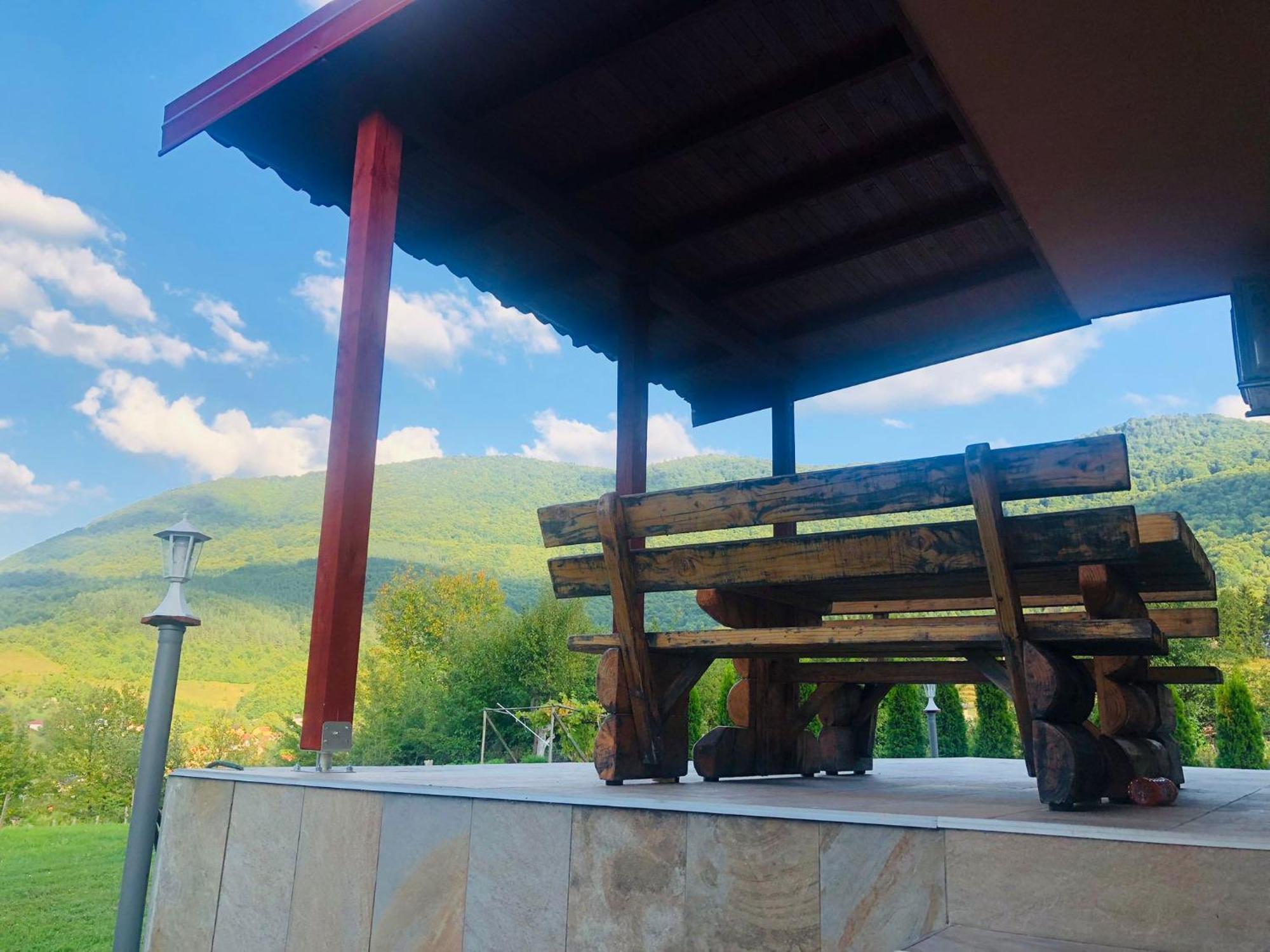 Villa Usivak For Green Quiet Holiday Near Sarajevo#Travellerawards2025 ภายนอก รูปภาพ