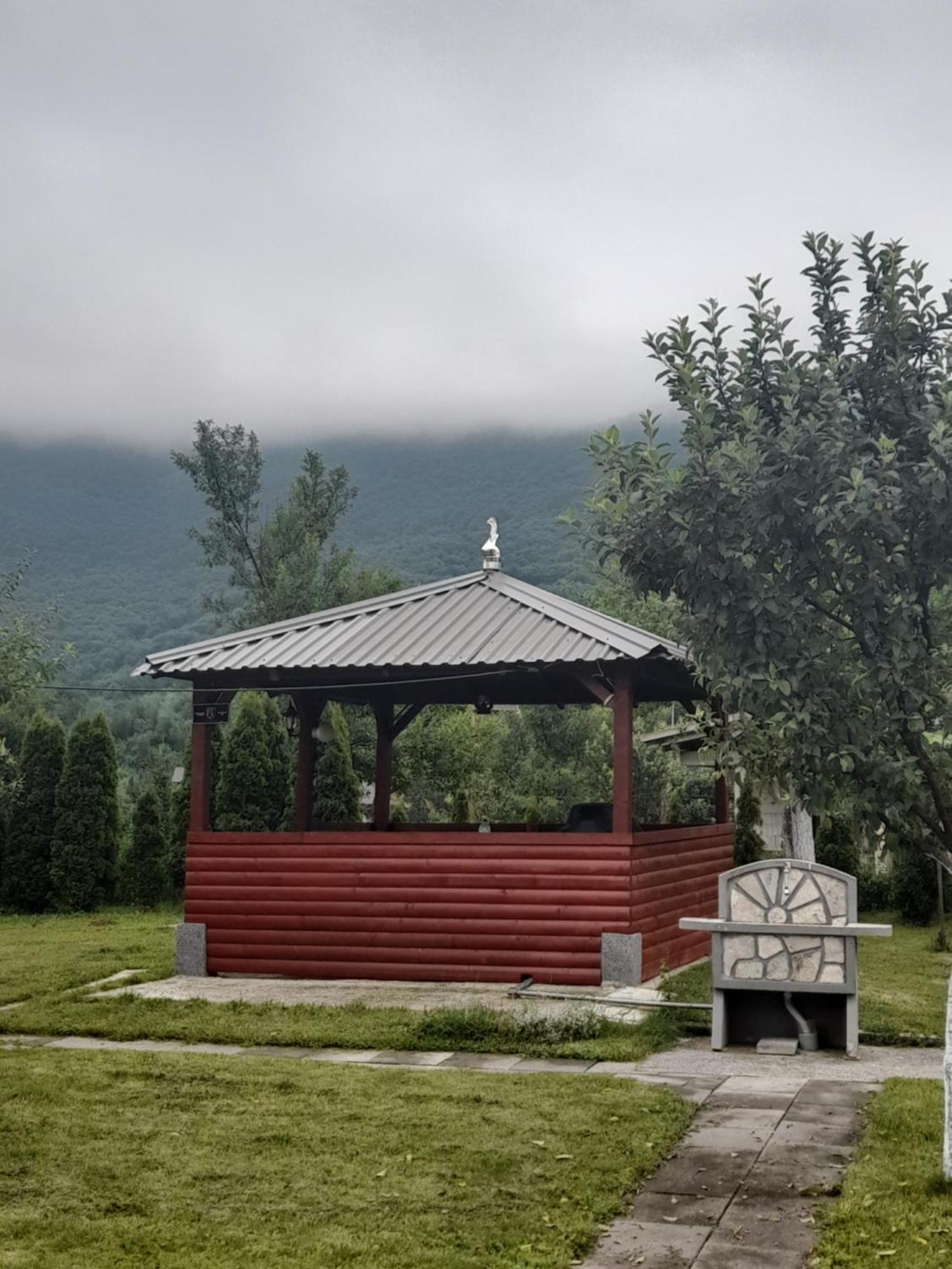 Villa Usivak For Green Quiet Holiday Near Sarajevo#Travellerawards2025 ภายนอก รูปภาพ