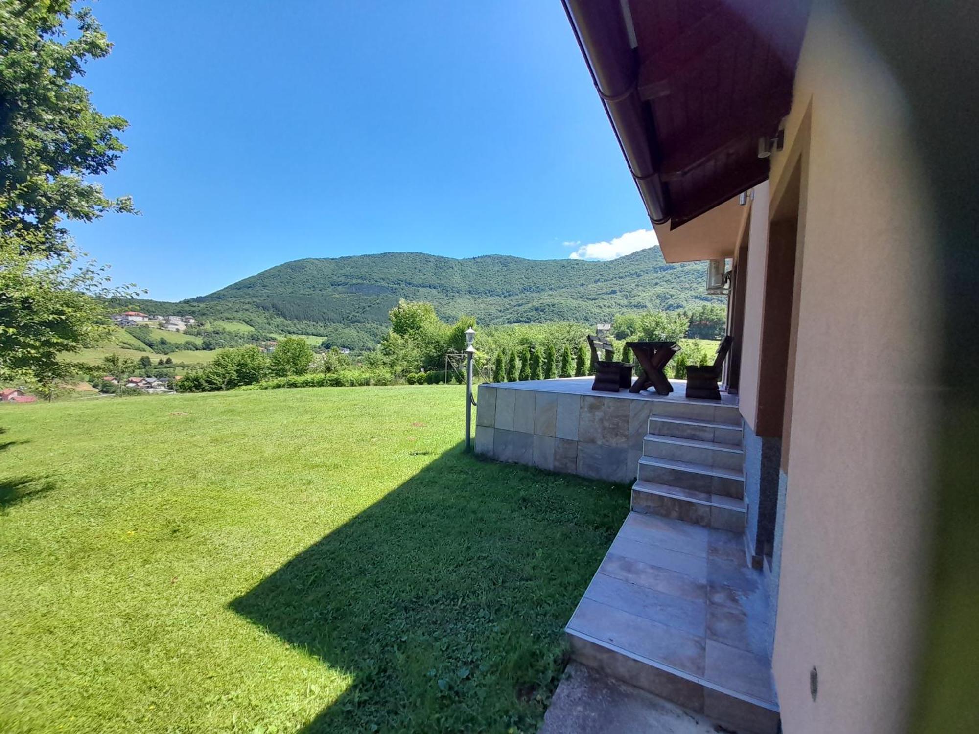 Villa Usivak For Green Quiet Holiday Near Sarajevo#Travellerawards2025 ภายนอก รูปภาพ