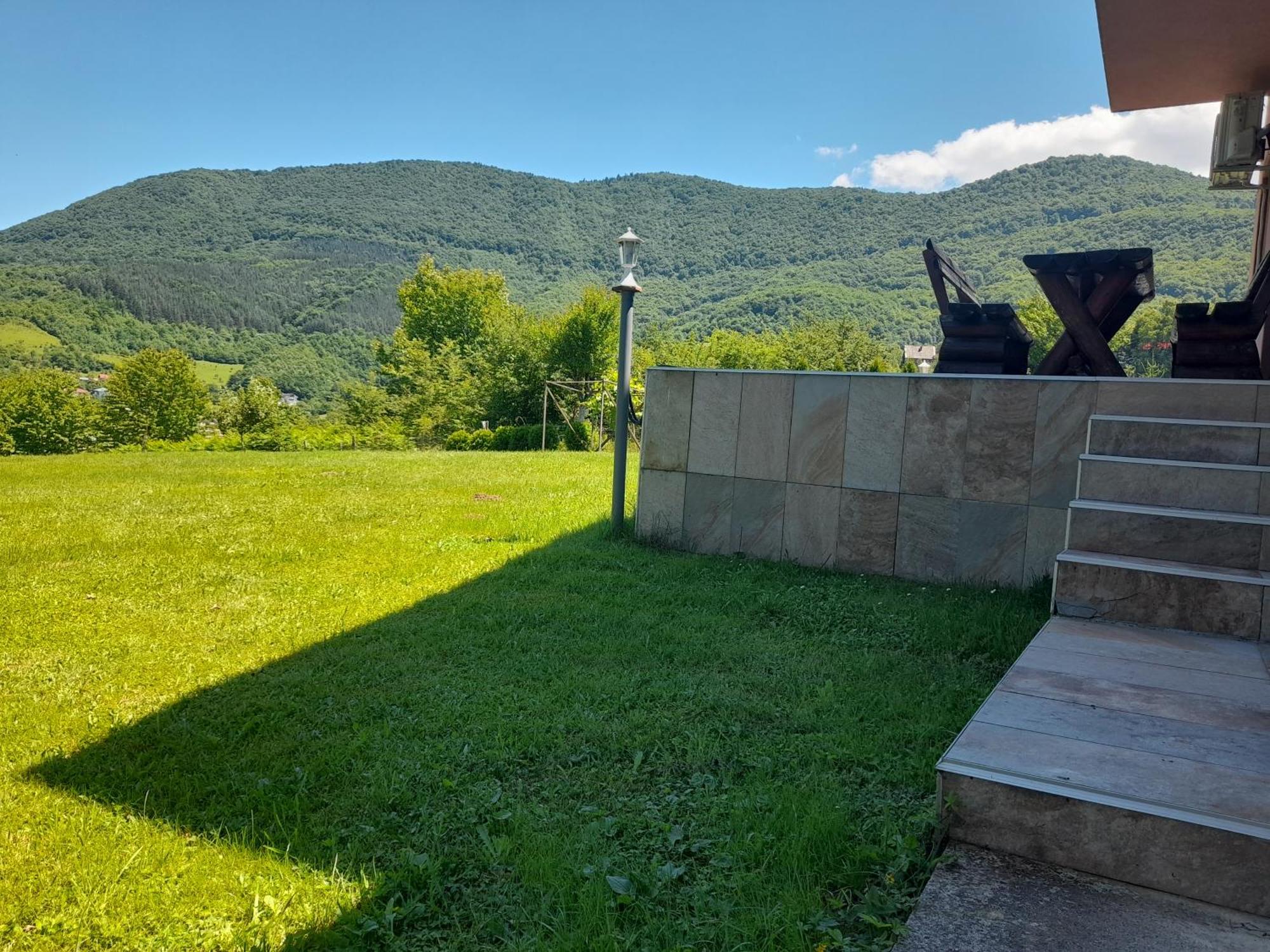 Villa Usivak For Green Quiet Holiday Near Sarajevo#Travellerawards2025 ภายนอก รูปภาพ